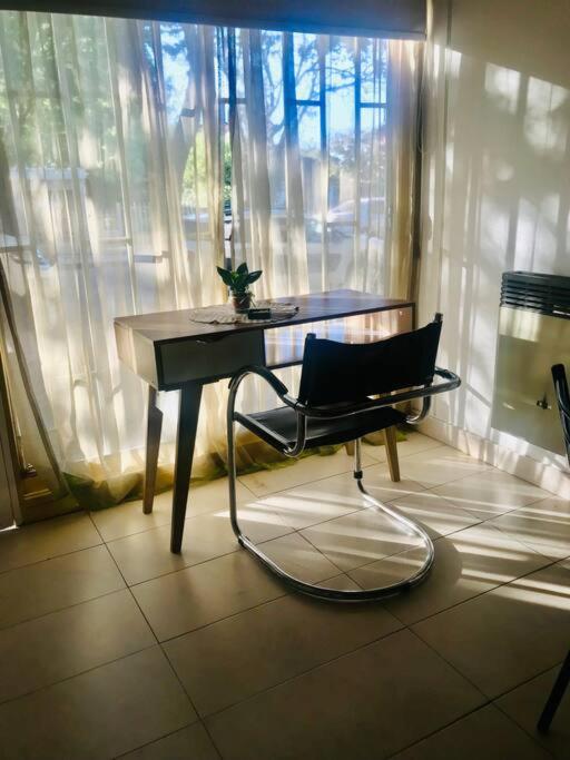 Cálido Loft con pileta cerca del centro. - Apartamento de 1 dormitorio - 5