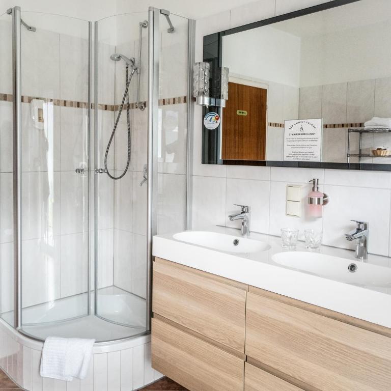 Alpenstadthotels - Doppelzimmer Standard Das Sonnenbichl - 5