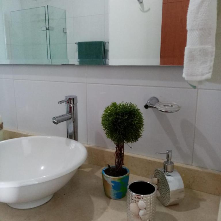 Costa Azul Suites 1002 - One-Bedroom Apartment with Balcony and Sea View - 50