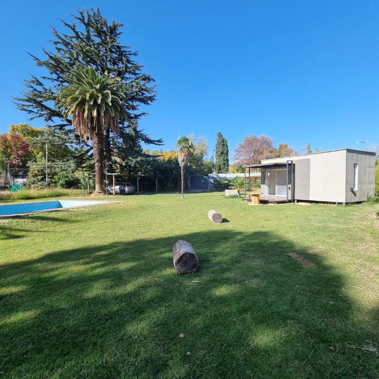 MiniCasas Modulares - Suite con cama grande y vistas a la piscina - 15