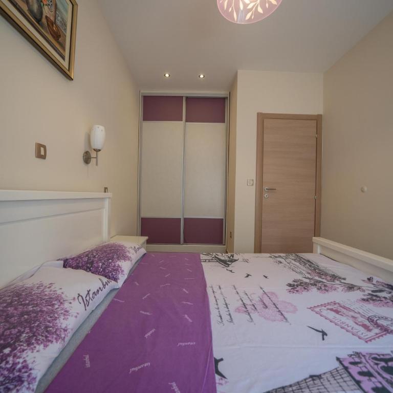 Apartments Milunović - Two-Bedroom Apartment - 9