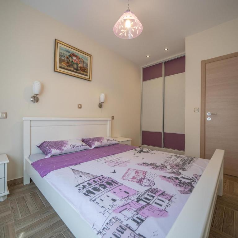 Apartments Milunović - Two-Bedroom Apartment - 13
