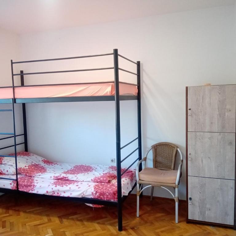Hostel Olea - Single Bed in Dormitory Room - 27