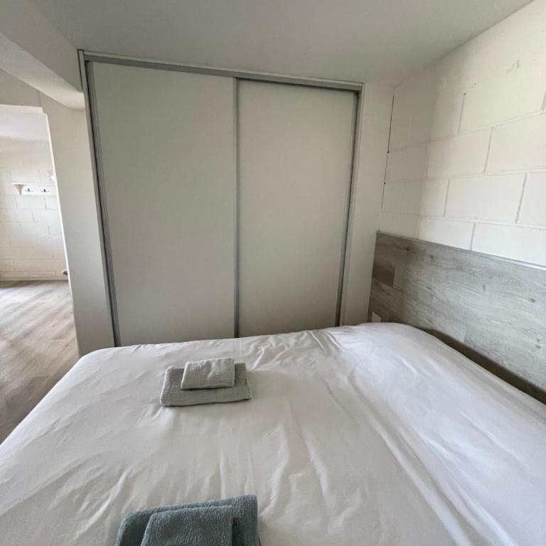 Mirando al canal - Studio Apartment with Sea View - 6