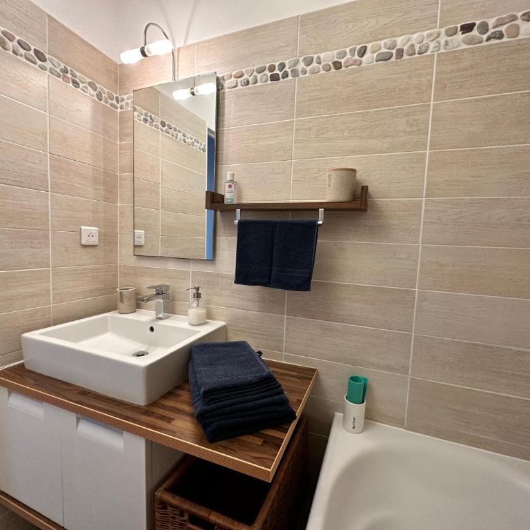 Appartement climatisé entre plage et port de Saint Mandrier - Apartment mit Gartenblick - 18