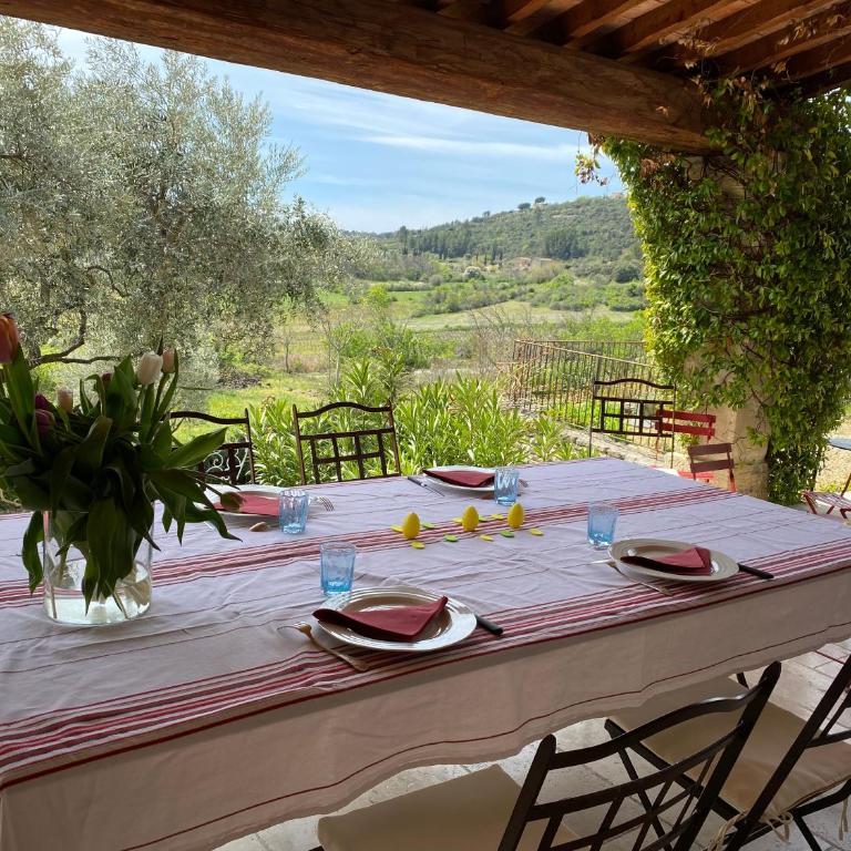 In Gordes, facing the entire Luberon Park a beautiful 5 bedrooms house - Casa con 5 Camere da Letto - 10