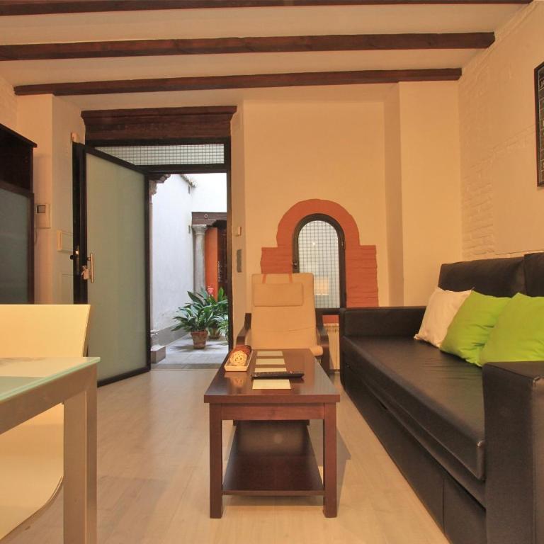 Apartamentos Nest Flats Alhacaba - One-Bedroom Apartment Plaza del Realejo 6 - 3