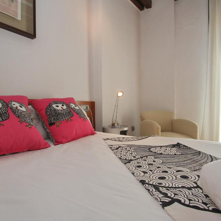 Apartamentos Nest Flats Alhacaba - Two-Bedroom Apartment (4 Adults) Plaza del Realejo 6 - 4