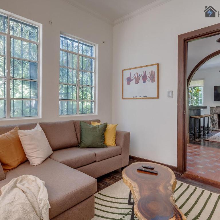 Refurbished Mansion with Garden & Patio in Las Lomas - Monte Blanco - Villa - 14