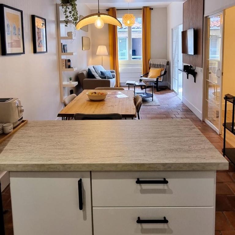 Charming Appartement in Vieux Nice - Appartement 2 Chambres - 17