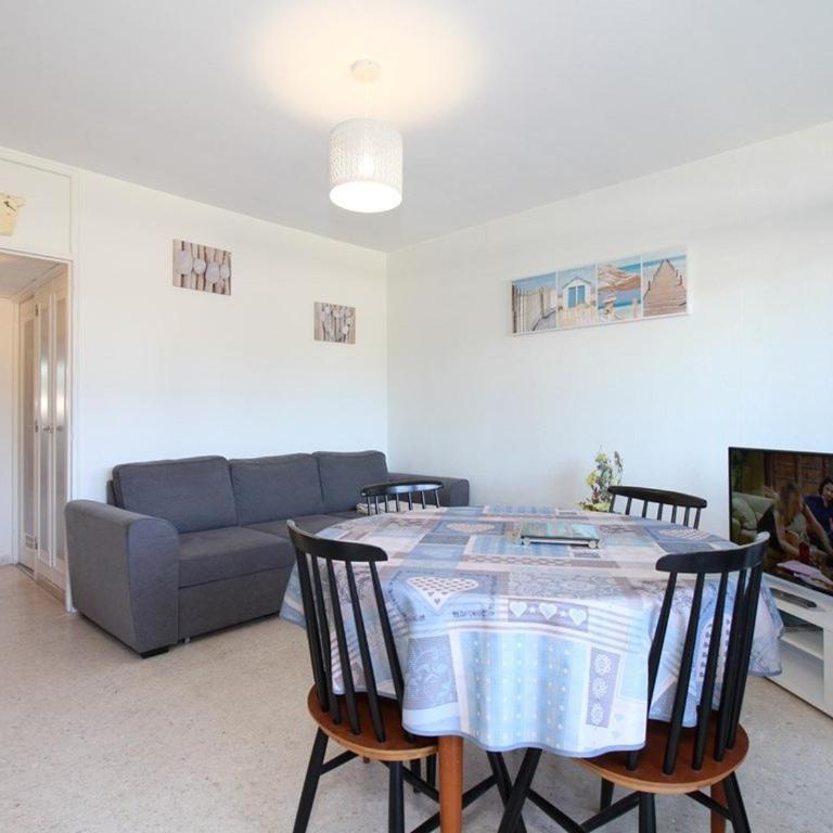 Bel Appartement T2 avec Loggia à 2 Min des Thermes, Wi-Fi, Classé 2 Étoiles - FR-1-553-211 - Apartment - 3