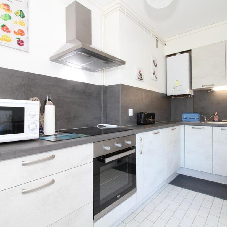 Bel Appartement T2 avec Loggia à 2 Min des Thermes, Wi-Fi, Classé 2 Étoiles - FR-1-553-211 - Apartment - 7