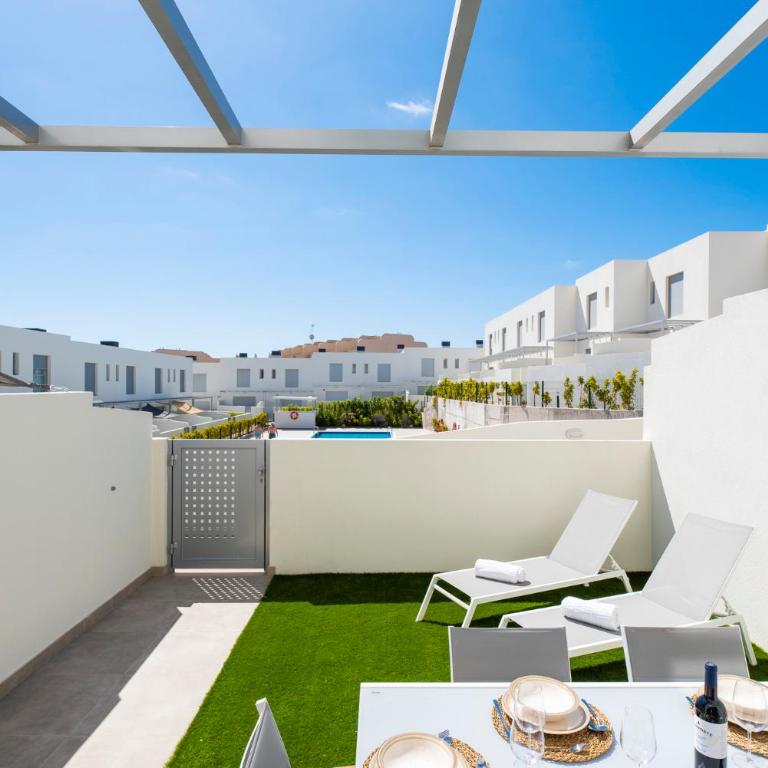 MEDANO4YOU Beachwalk Holiday Home - Casa de 3 dormitorios - 12