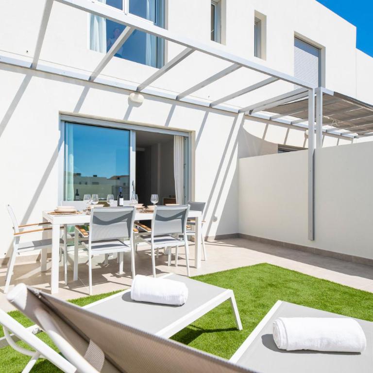 MEDANO4YOU Beachwalk Holiday Home - Casa de 3 dormitorios - 11