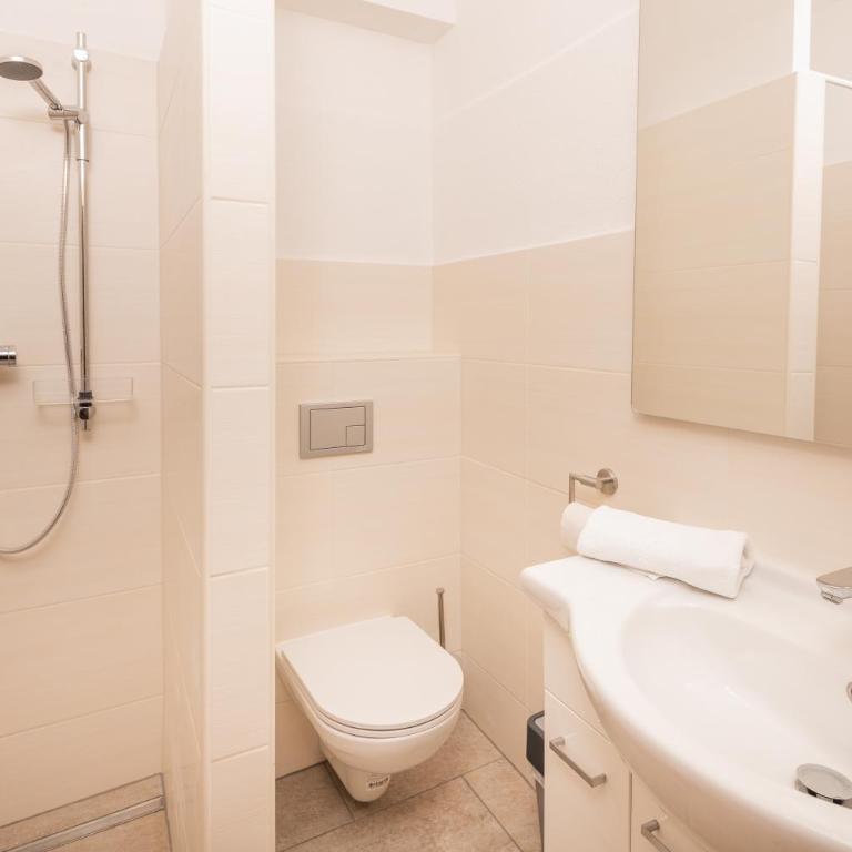 Mentenwirt Pension&Appartements - Standard Doppelzimmer - 4