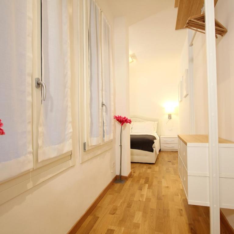San Marco Gallery - Two-Bedroom Apartment - 8