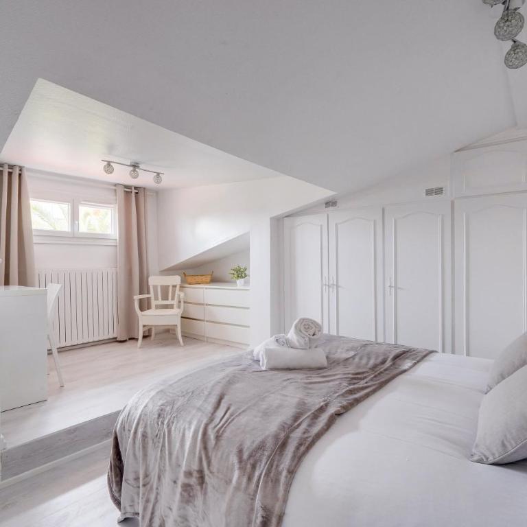 La Casa Bohème - Superbe maison avec parking privé - Maison 2 Chambres - 7