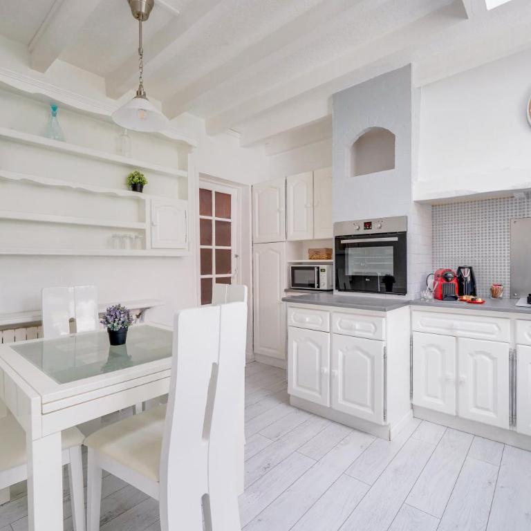 La Casa Bohème - Superbe maison avec parking privé - Maison 2 Chambres - 13