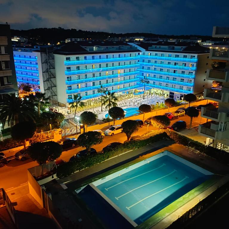 Jescamar 2 - Two-Bedroom Apartment - 2