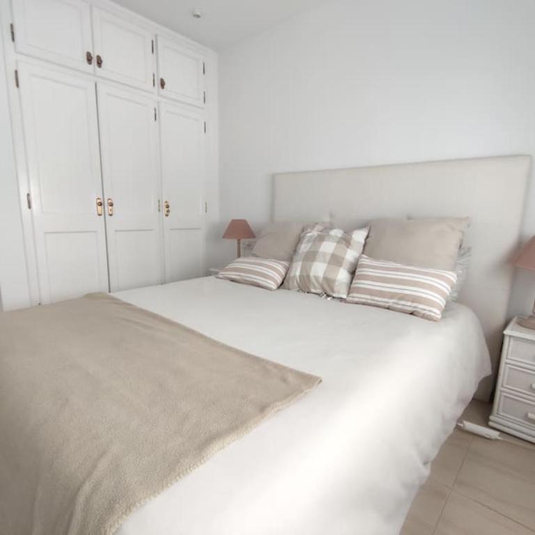 2 minutes walking to the Beach parking included - Apartamento de 1 dormitorio - 3