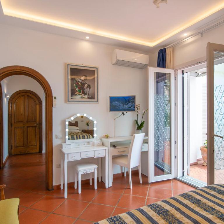 Villa Briganti - Suite con Vista Mare - 4
