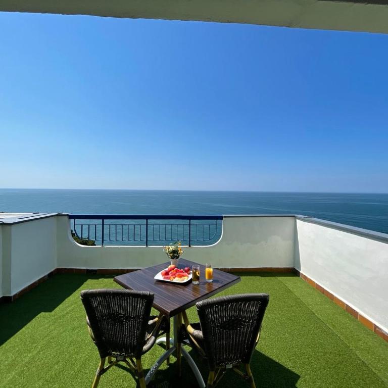 CORPUS A - Hotel Albatros - Deluks Soba s Bračnim Krevetom i Pomoćnim Ležajem - 8