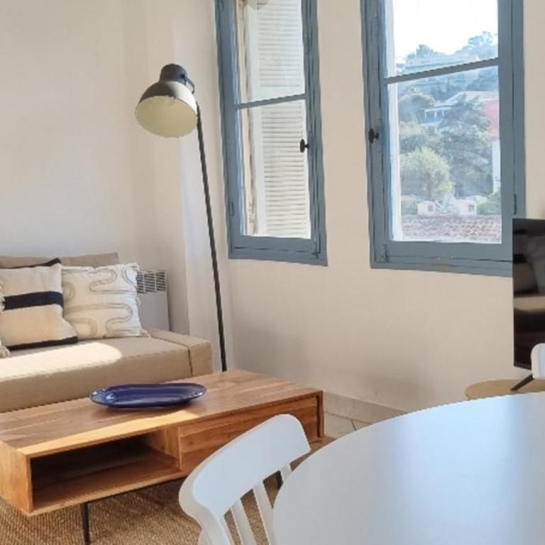 Bright Appartment perfect location - Appartement - 5