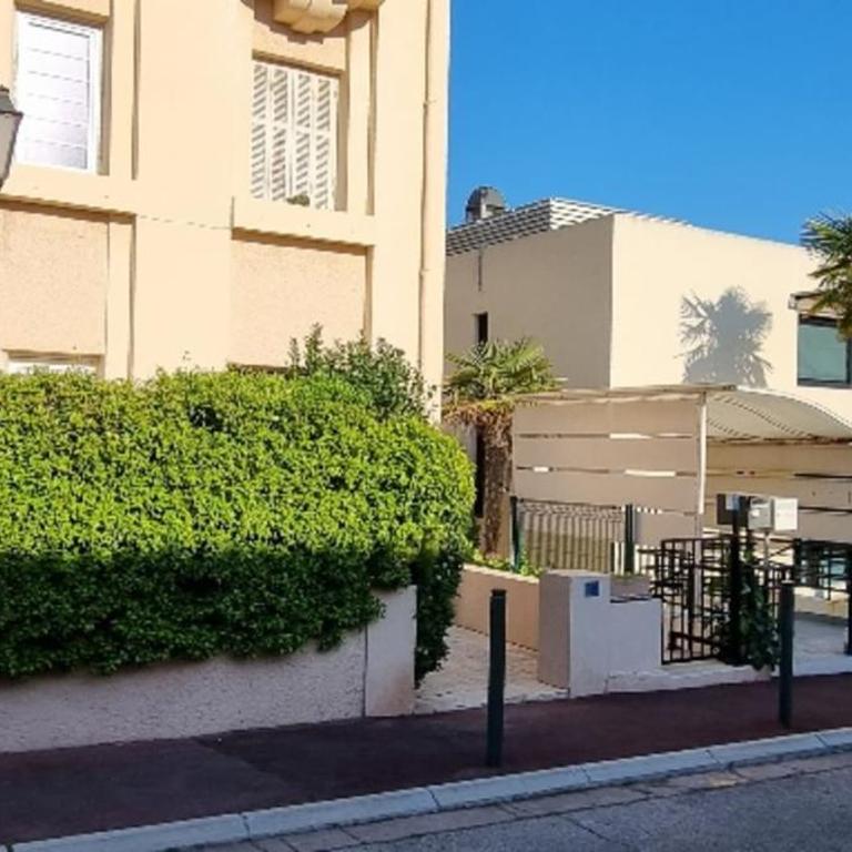 Bright Appartment perfect location - Appartement - 21