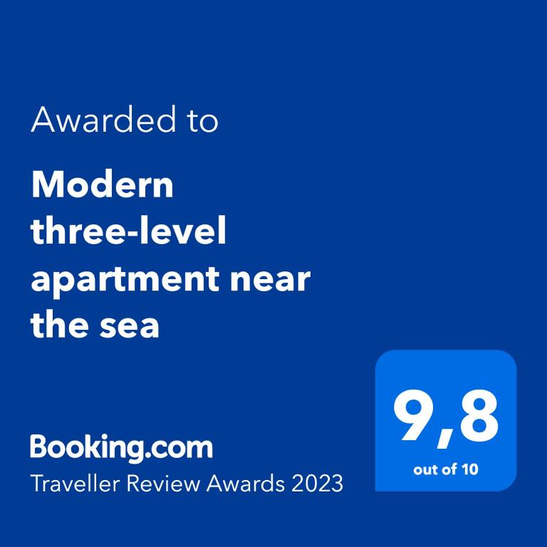 Modern three-level apartment near the sea - Apartamento de 3 dormitorios - 37