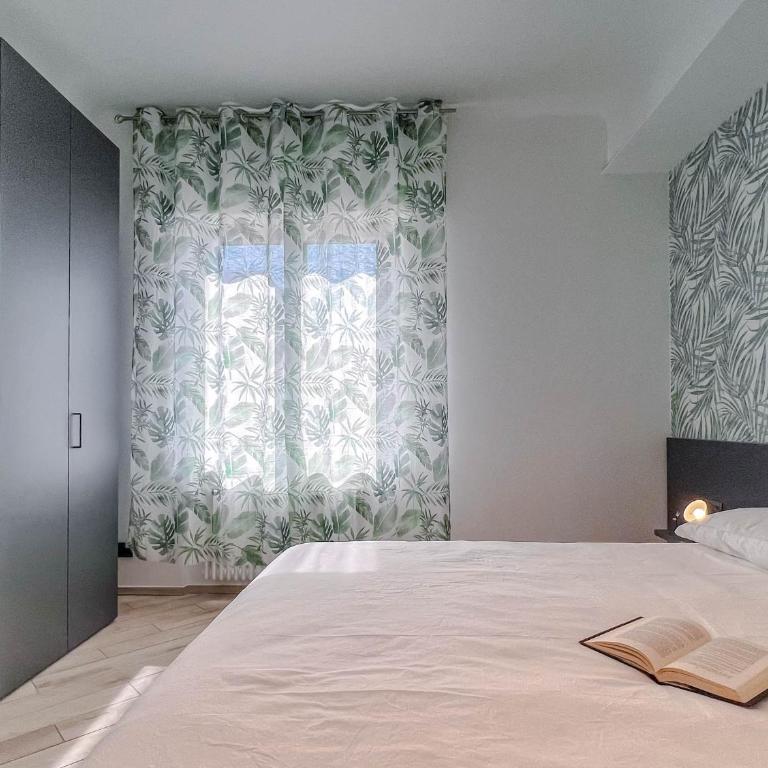 Trilocale super ristrutturato - Appartamento con 2 Camere da Letto - 27