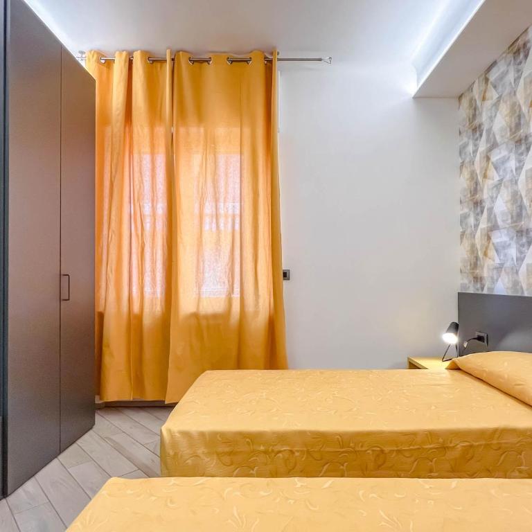 Trilocale super ristrutturato - Appartamento con 2 Camere da Letto - 30
