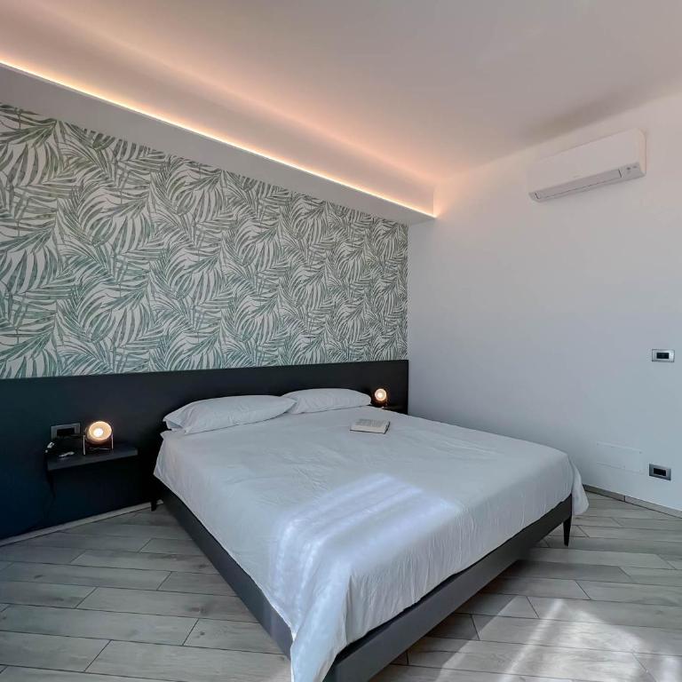 Trilocale super ristrutturato - Appartamento con 2 Camere da Letto - 31