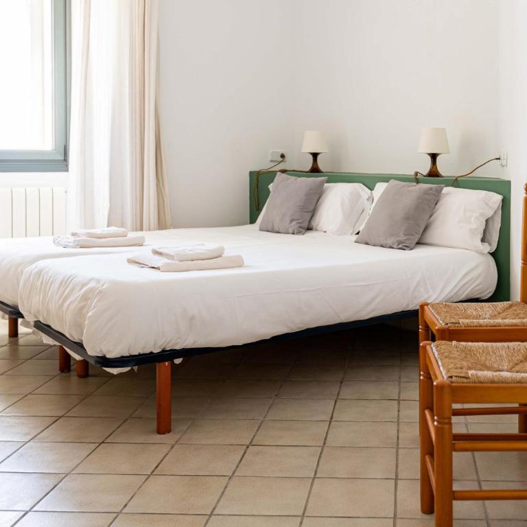 Petit Hotel Hostatgeria Sant Salvador - Apartamento de 2 dormitorios con terraza - 8