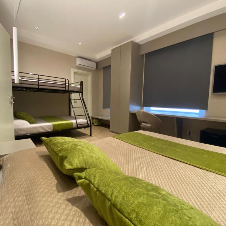 Th Luxury Central - King Room - 4