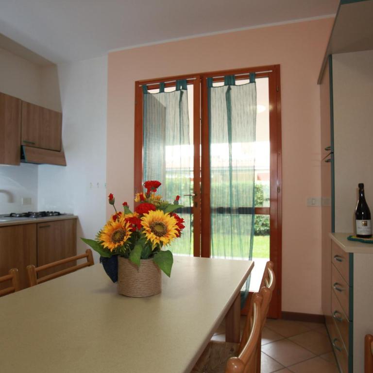 Terraced house with garden and porch - Villa - 3