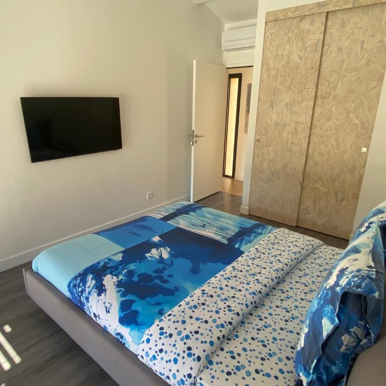 Magnifique villa avec piscine au coeur des vignes - Villa 3 Chambres - 32