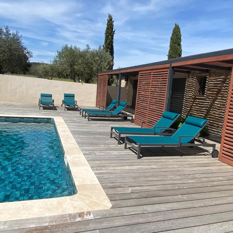 Magnifique villa avec piscine au coeur des vignes - Villa 3 Chambres - 16