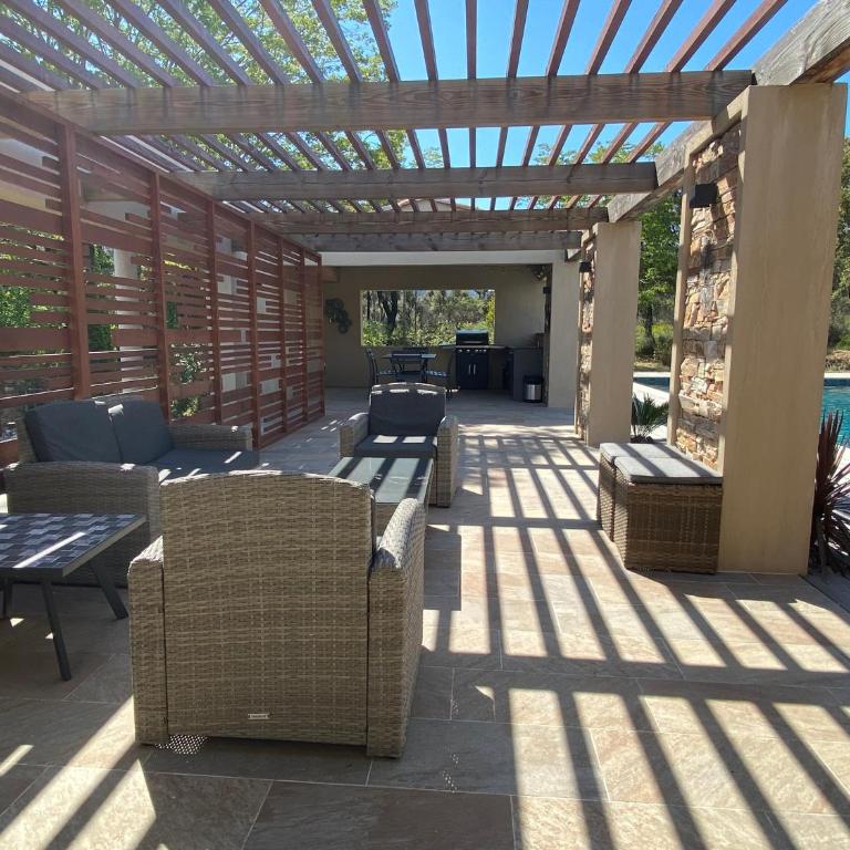 Magnifique villa avec piscine au coeur des vignes - Villa 3 Chambres - 5