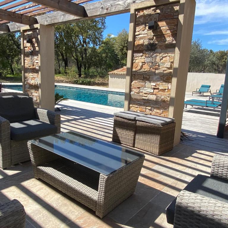 Magnifique villa avec piscine au coeur des vignes - Villa 3 Chambres - 18