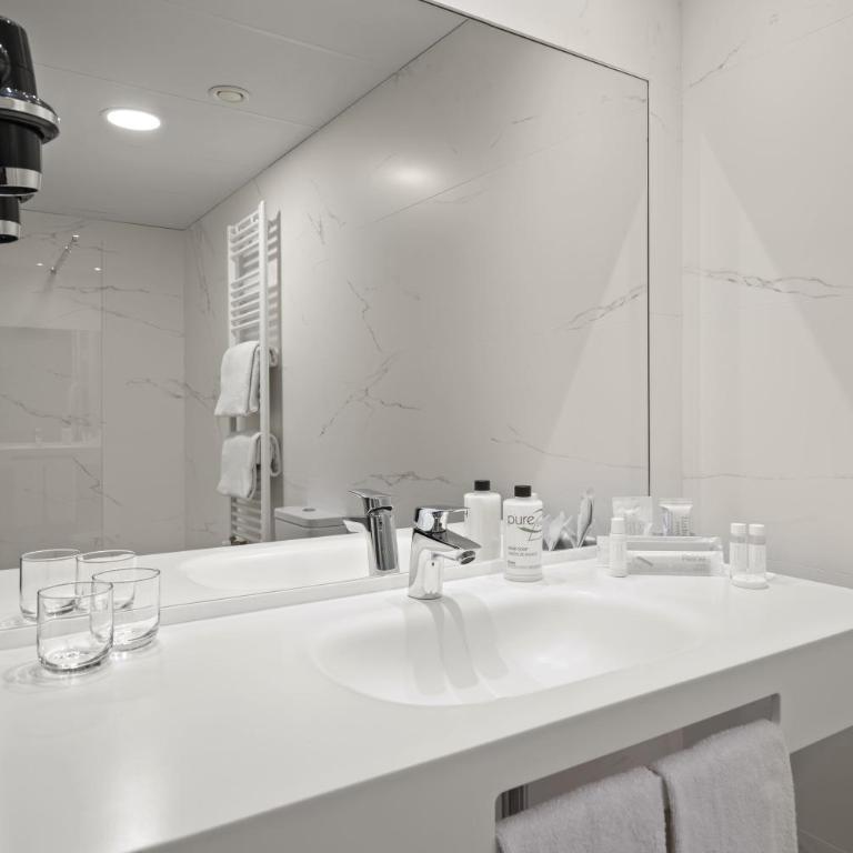Hotel Zentral Ramiro I Oviedo - Habitación Doble con zona de estar - 2