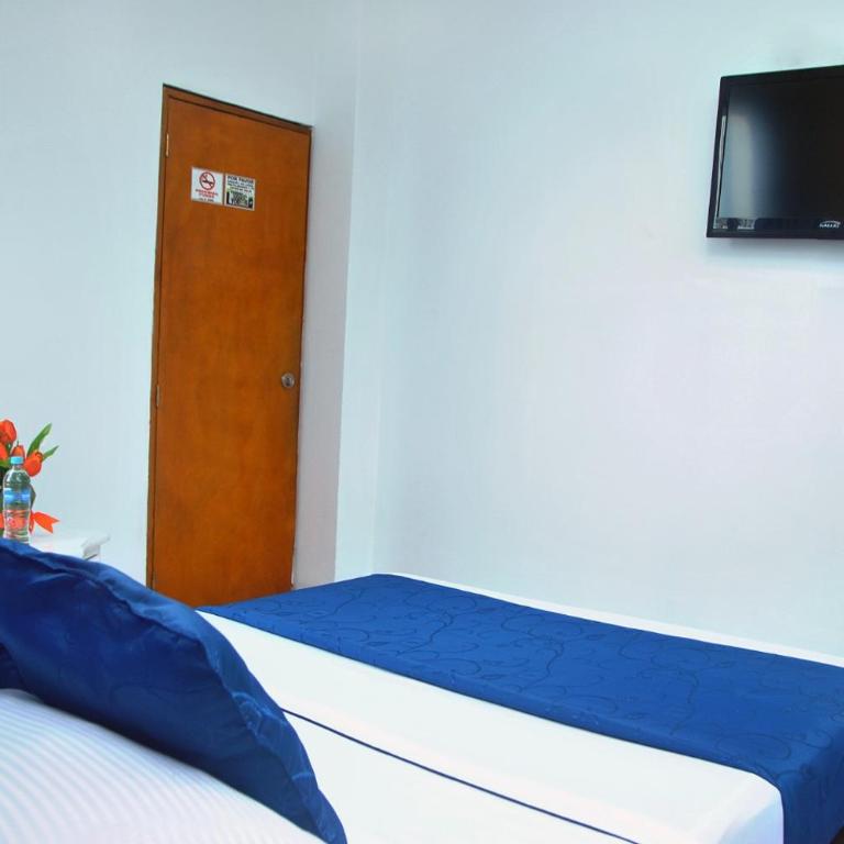 Ayenda Hotel Roisa - Habitación Cuádruple Estándar - 2
