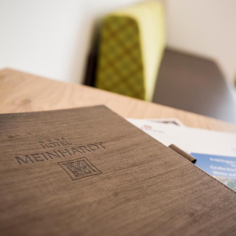 Hotel Meinhardt - Camera Matrimoniale Deluxe - 4