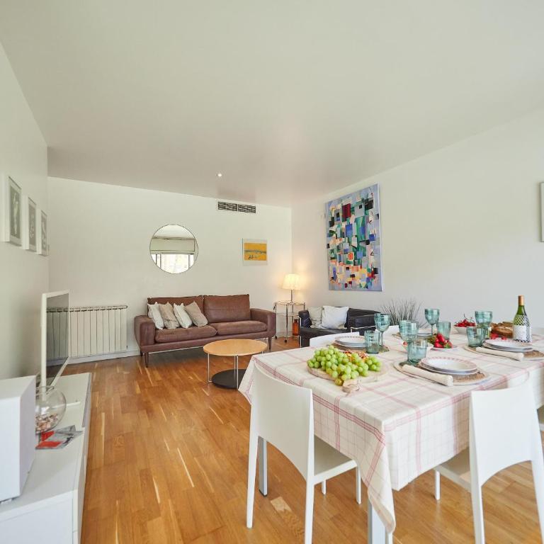 BarcelonaForRent Vila Olimpica Pool Suites - Three-Bedroom Apartment with swimming pool - Ramón Turró, 52 - 47