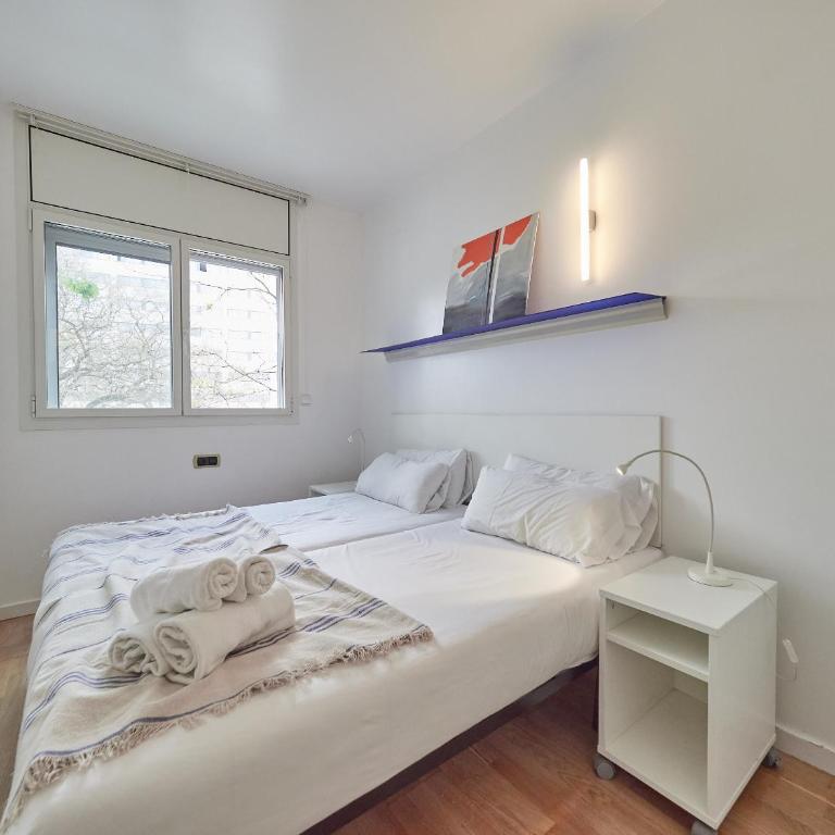 BarcelonaForRent Vila Olimpica Pool Suites - Three-Bedroom Apartment with swimming pool - Ramón Turró, 52 - 95