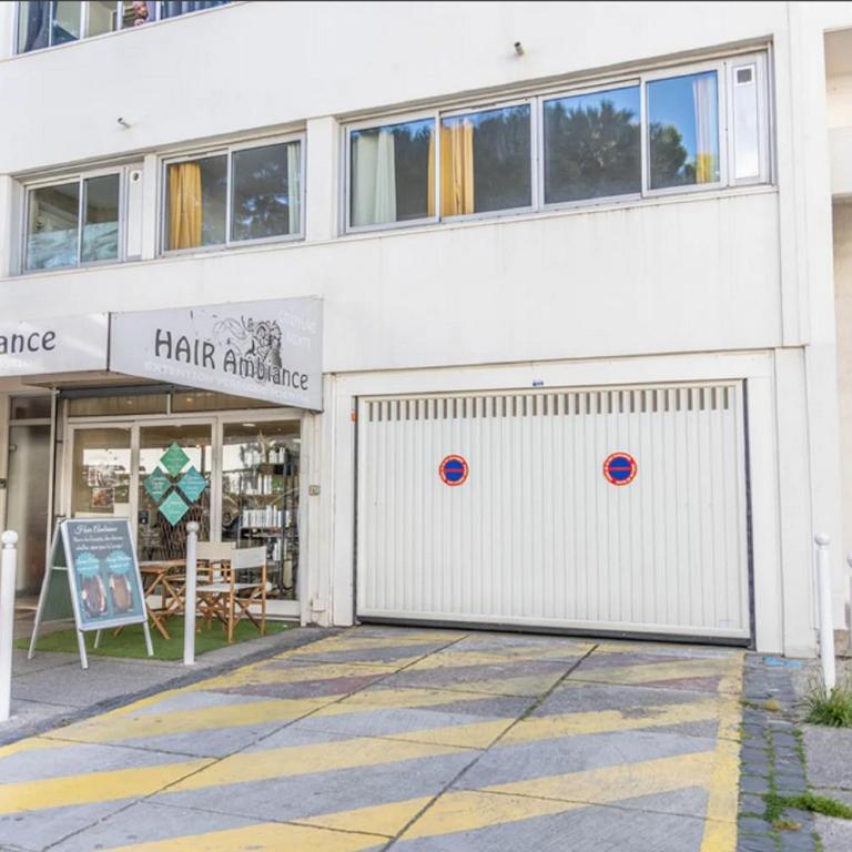 LE SEVENTIE'S 3 Terrasse-Netflix-Wifi-Parking-Mer-TOP PROS SERVICESConciergerie - Apartment mit 2 Schlafzimmern - 24
