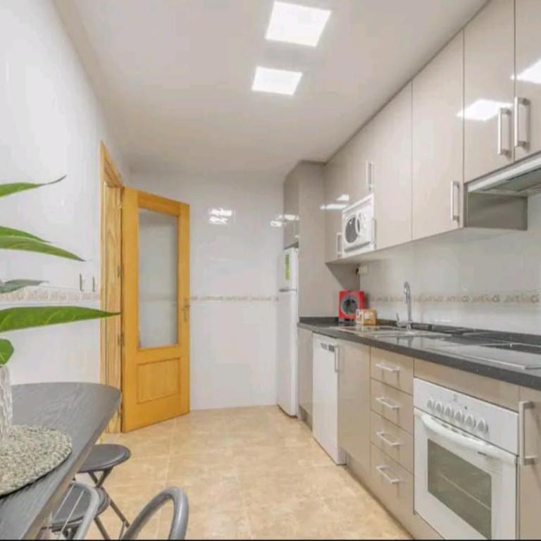 Apartamento Calpe , vacaciones ,piscina,wifi - Apartamento de 3 dormitorios - 11