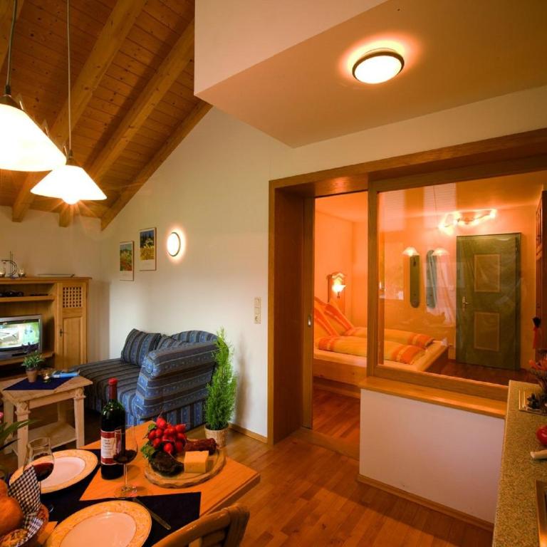 Allgäuer Landhaus - Apartment mit Balkon - 7