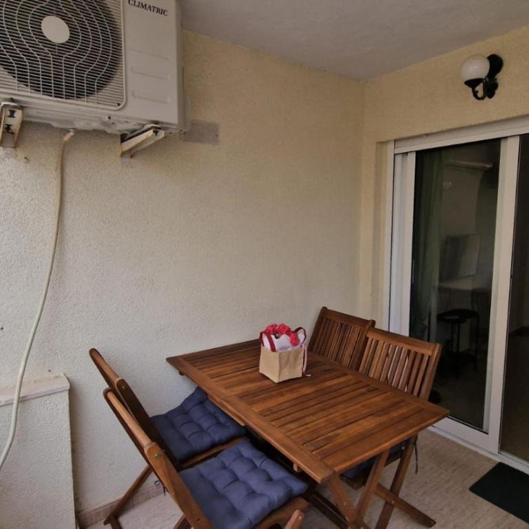 Lovely one bedroom unit with balcony and pool - Apartamento de 1 dormitorio - 19
