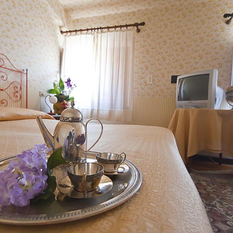 Hotel Maestoso - Doppel- oder Zweibettzimmer - 1
