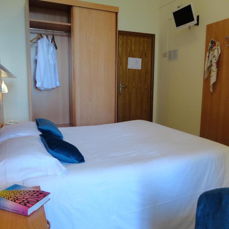 Hotel Sacro Cuore - Camera Tripla con Vista - 2